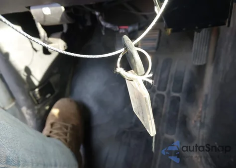 2005 Chevrolet Express from USA, damaged, VIN 1GCGG25U951269603